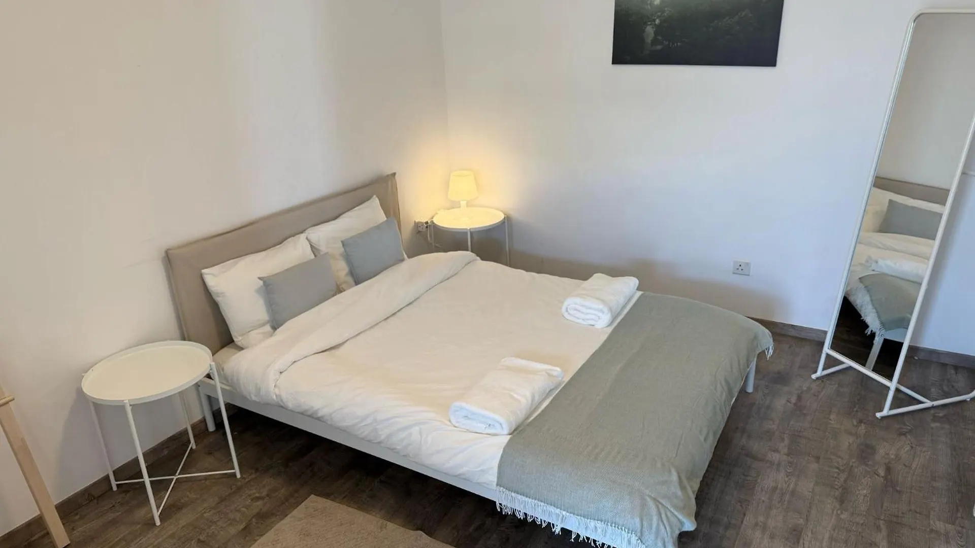 Luxurious Penthouse In Larnaca Center 300M From The Beach Cyprus